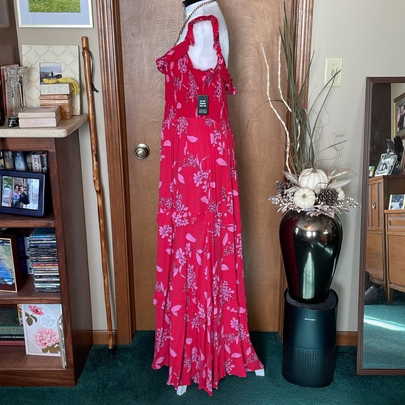 Floral Ruffle Red Dress - Picture 7 of 16
